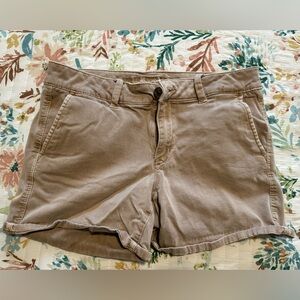 AE khaki shorts